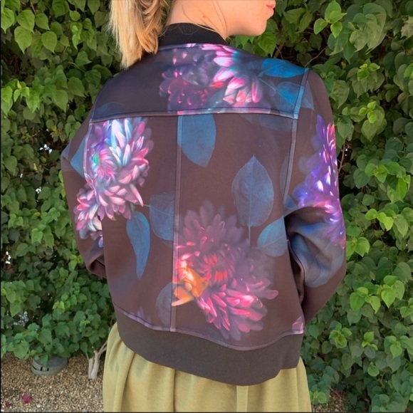 Donna Karan floral- printed Bomber Jacket - Picture 7 of 12